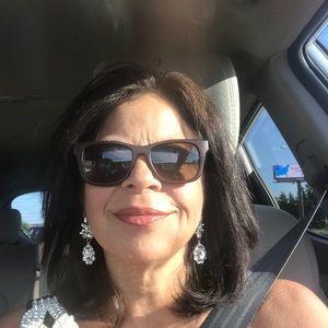 Meet your Posher, Kimberly